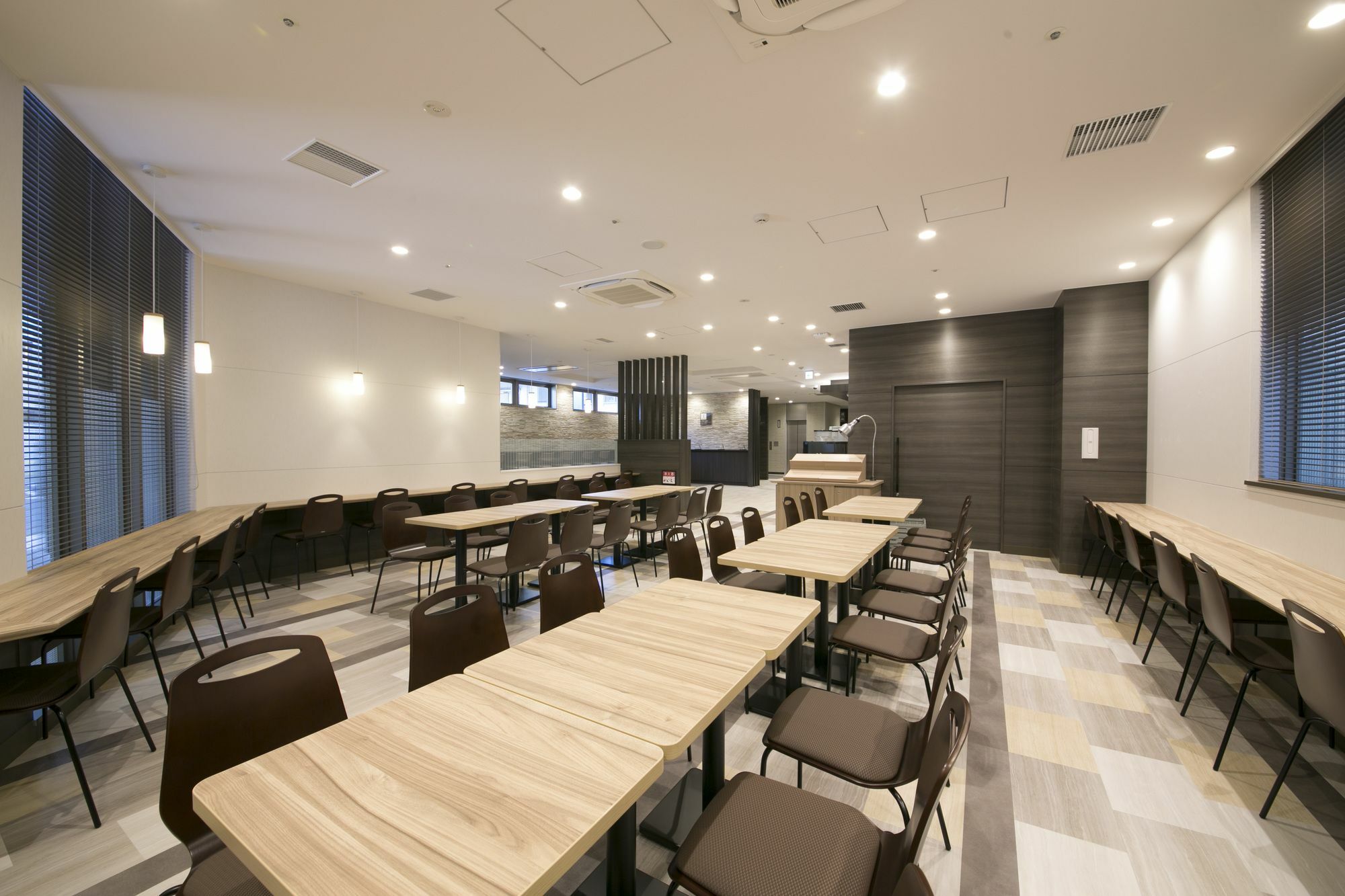 Washington R&B Hotel Shin Osaka Kitaguchi Buitenkant foto